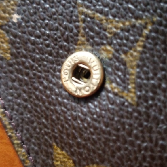 Louis Vuitton 6 Key Case - Picture 6 of 6